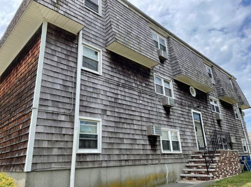 464 Bank St, Fall River, MA 02720-4907