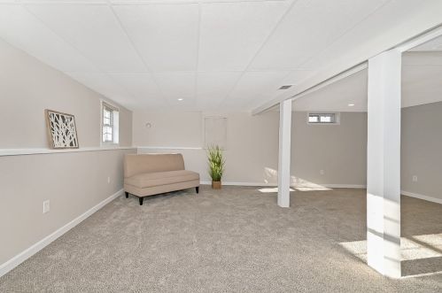 79 Valmor St, Worcester MA 01604-2447 exterior