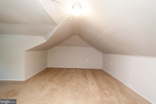 638 Washington Ave, West Deptford NJ 08096-1035 exterior