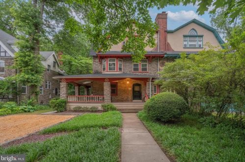 6674 Lincoln Dr, Philadelphia, PA 19119-3118