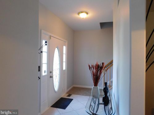 612 Schaeffer Ave, West Deptford NJ 08096-6631 exterior