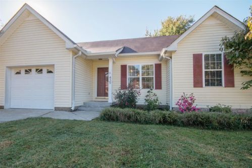 439 Rodney St, Gallatin, TN 37066-3556