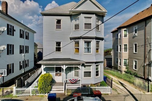 492 Summer St, New Bedford, MA 02740-5626