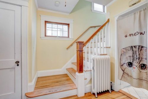 105 Mount Vernon St, Arlington MA  02476-7704 exterior