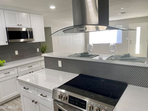 13225 31st Dr, Phoenix AZ  85029-1202 exterior