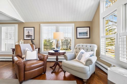 17 Bel Air Rd, Hingham MA 02043-1210 exterior