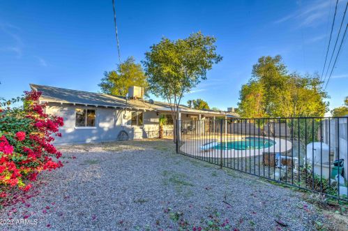 9022 18 Dr, Phoenix AZ 85021-2908 exterior