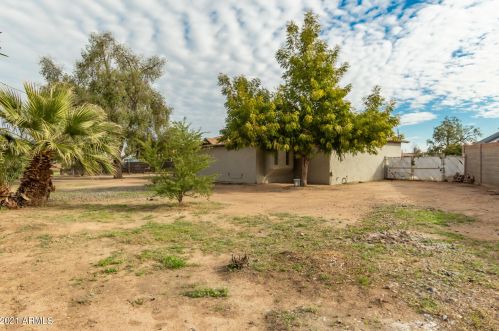 5061 Avalon Dr, Phoenix AZ 85015-5684 exterior