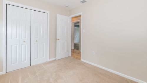 85 Kenberma Rd, Worcester MA 01604-3951 exterior