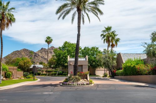 6316 30th Pl, Phoenix AZ  85016-2224 exterior