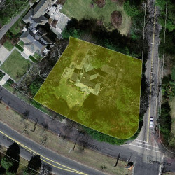 1395 Commonwealth Ave, Newton MA  02465-2829 aerial view