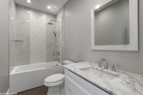 3605 Home Ave, Forest View IL 60402-1652 exterior