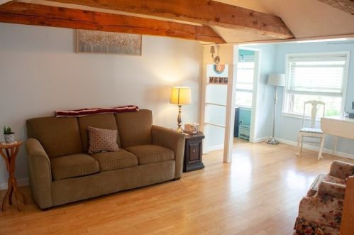 390 Bridle Path, Worcester MA  01604-1353 exterior