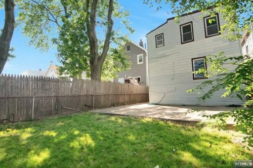 410 Davis Ave, Kearny NJ 07032-3510 exterior