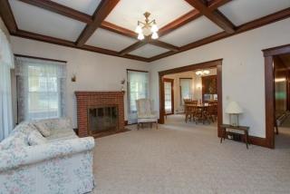 612 Prospect St, Methuen, MA 01844-4035