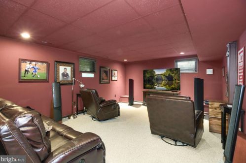 8556 Window Latch Way, Columbia MD 21045-5637 exterior