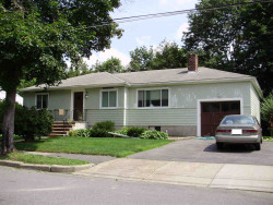 64 Selwyn Rd, Newton, MA 02461-2126