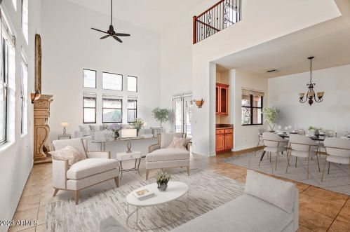 7814 16th Dr, Phoenix AZ  85021-7919 exterior