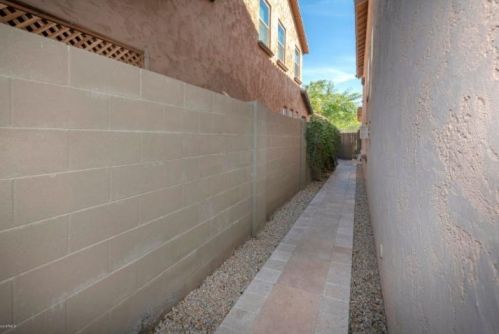 21606 36 St, Phoenix AZ 85050-6510 exterior