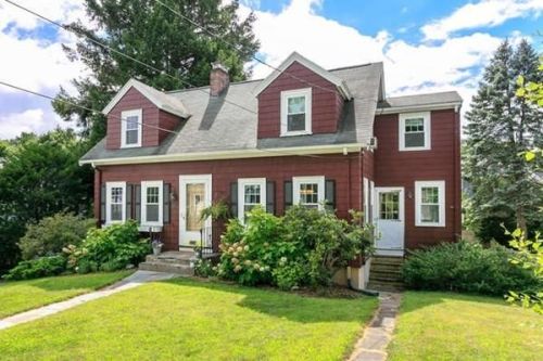 57 Emerson Rd, Needham, MA 02492-2867