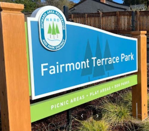 15977 Windsor Dr, San Leandro CA  94578-1415 exterior