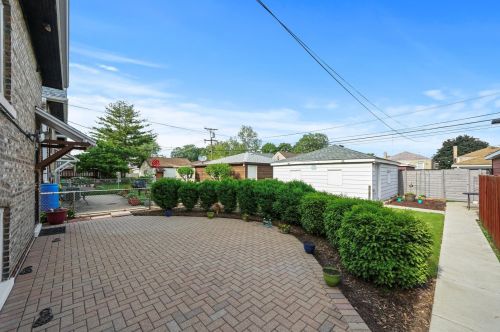 2541 Kenilworth Ave, Forest View IL 60402-2548 exterior