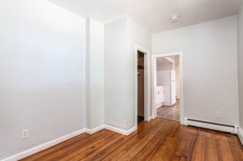 61 Estabrook St, Royalston MA 01331-3516 exterior