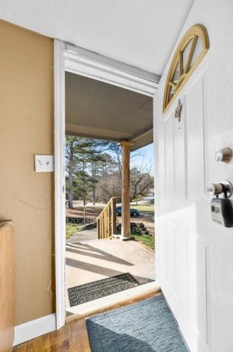 2004 Hi Roc Rd, Conyers, GA 30012-2534