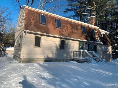 78 River Rd, Norfolk, MA 02056-1270