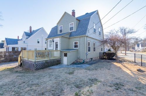 41 Arthur St, Whitman MA 02382-1101 exterior