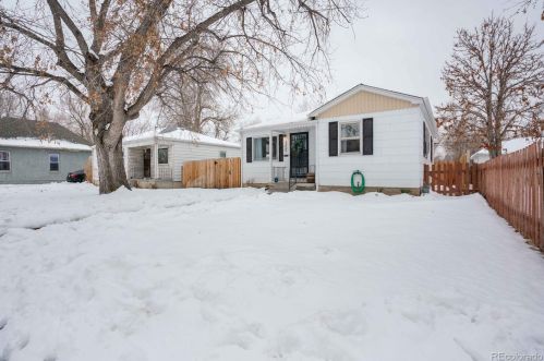 3255 Downing St, Englewood, CO 80113-2906