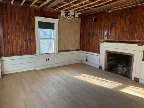 1307 Washington St, Braintree MA 02184-8623 exterior