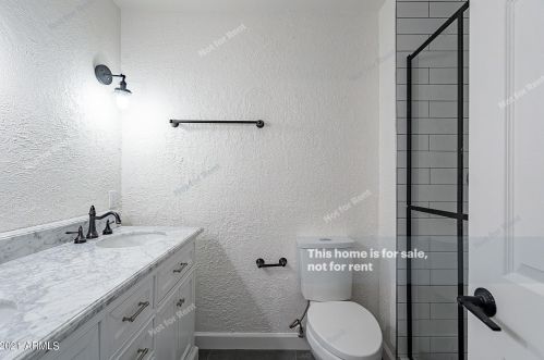 18824 30th St, Phoenix AZ  85050-3412 exterior