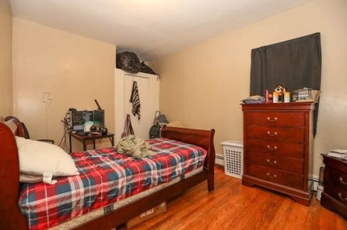 8 Fern St, Lawrence MA 01841-1160 exterior