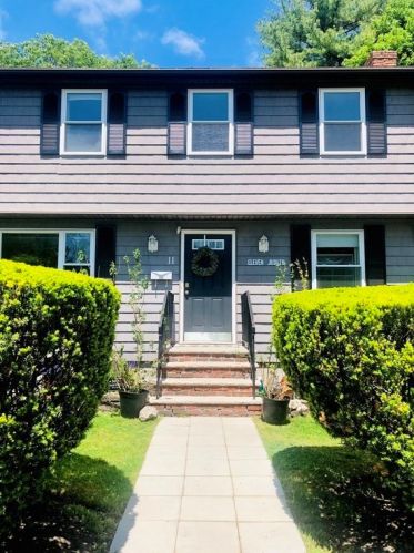 11 Judith Rd, Peabody, MA 01960-2519