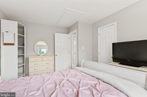 1176 Bayview Ave, Shady Side MD 20764-9523 exterior