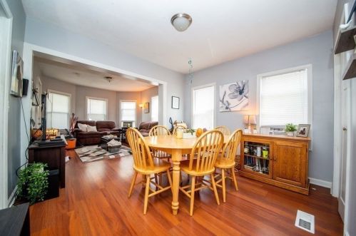 55 Pierce St, New Bedford MA 02740-3827 exterior