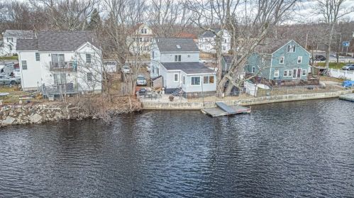 498 Lowell St, Methuen, MA 01844-2219