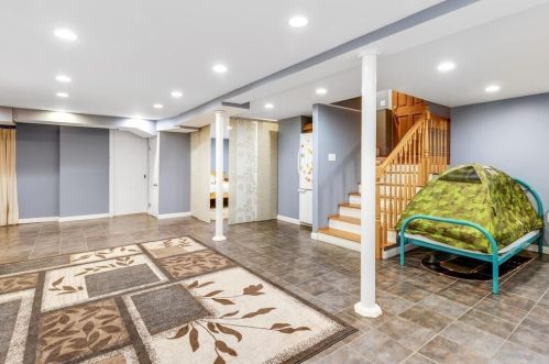 99 Hancock St, Newton MA 02466-2218 exterior