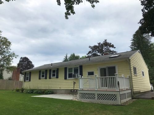 38 Jarvis Cir, Needham MA  02492-2017 exterior