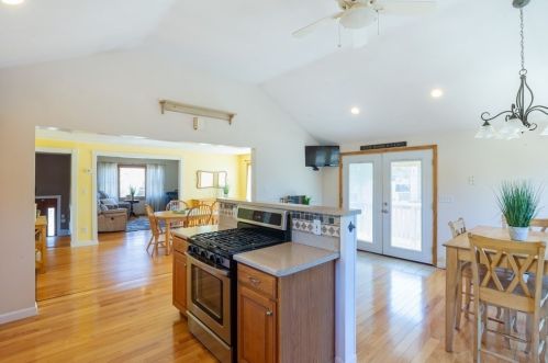 455 Vernon St, East Bridgewater MA 02324-2228 exterior