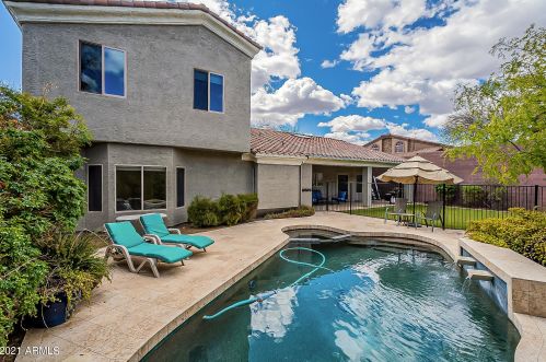 1820 Claire Dr, Phoenix AZ 85022-4105 exterior