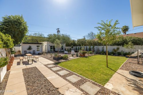 905 Coronado Rd, Phoenix AZ 85008-3931 exterior