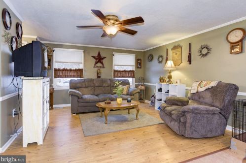 420 Pennsylvania Ave, West Deptford NJ 08063-1223 exterior