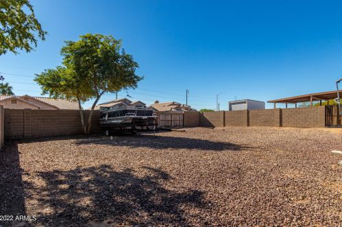 18739 30th St, Phoenix AZ  85050-3409 exterior