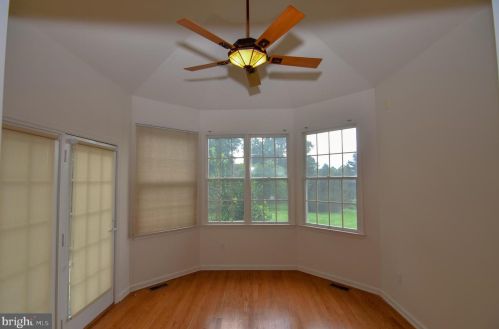 8 Landview Ln, Columbus NJ 08022-2260 exterior