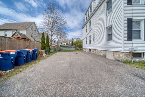 61 Chancery St, New Bedford MA 02740-3567 exterior