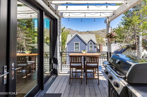 1024 Norfolk Ave, Park City UT 84060-5444 exterior