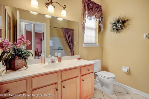 25 Pine Valley Rd, Jackson Twp NJ 08527-4014 exterior