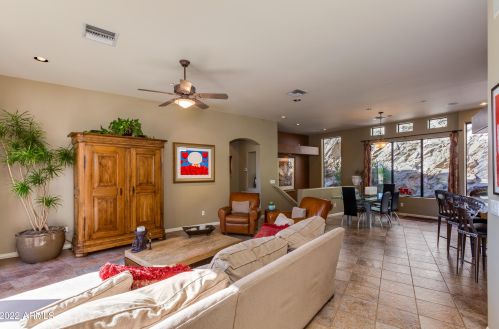 30 Beryl Ave, Phoenix AZ 85020-1536 exterior